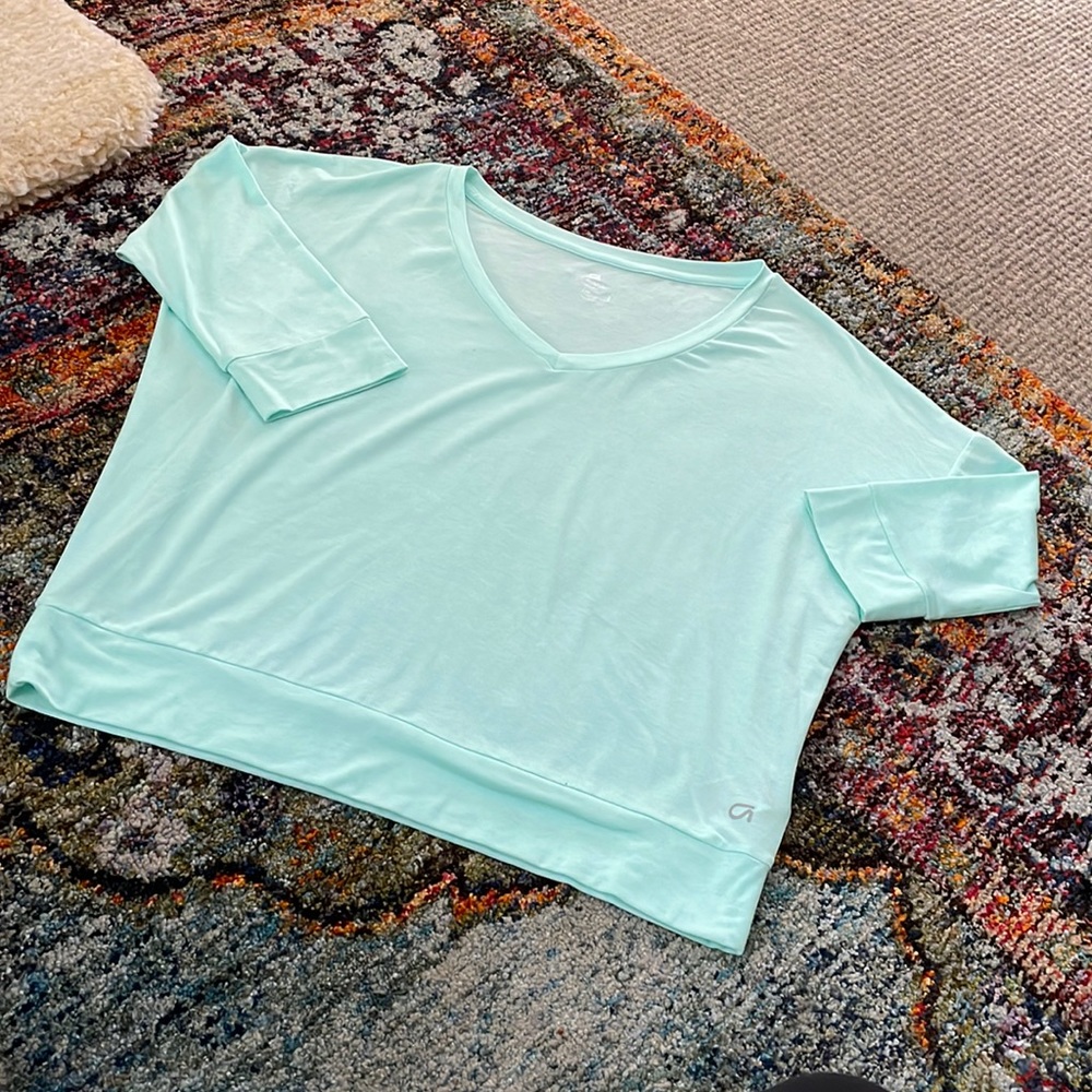 Gap Fit size XS. Great drape super soft!y